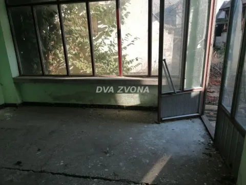 Prodaja, kuća, 330m², Futog, Novi Sad Sve Podlokacije - image 4