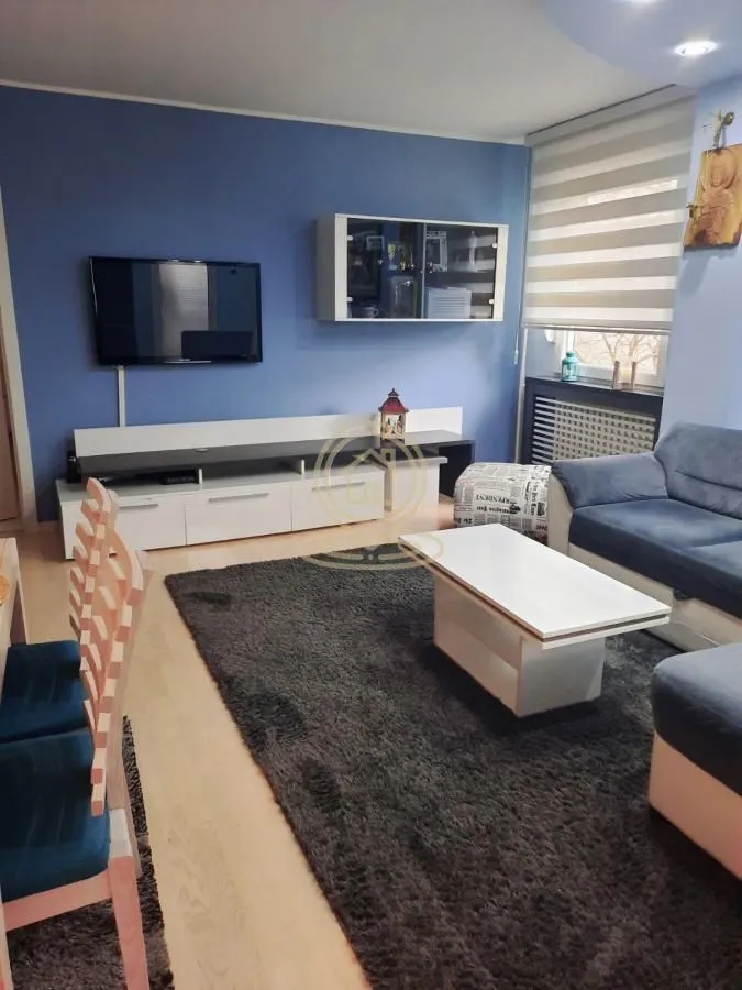 Izdavanje, dvosoban stan, 63m², Bulevar Oslobodjenja, Novi Sad Sve Podlokacije