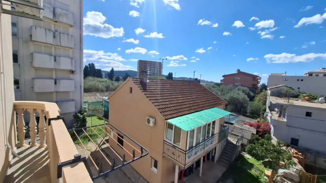 Izdavanje, garsonjera, 25m², Ilino, Bar