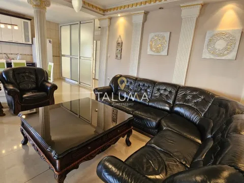 Rent, three bedroom apartment, 130m², Gornja Gorica, Podgorica - image 2