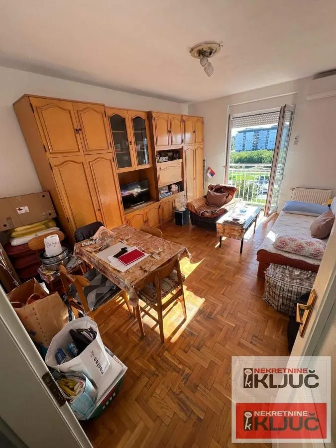 Prodaja, jednosoban stan, 30m², Bulevar Evrope, Novi Sad Sve Podlokacije