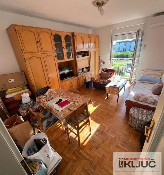 Prodaja, jednosoban stan, 30m², Bulevar Evrope, Novi Sad Sve Podlokacije