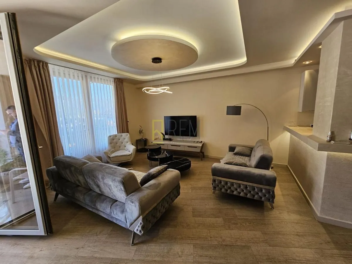 Prodaja, dvosoban stan, 104m², Budva, Crna Gora