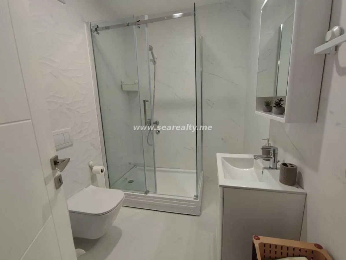 Rent, one bedroom apartment, 54m², Seljanovo, Tivat