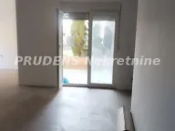 Prodaja, kuća, 281m², Surčin, Beograd - image 2