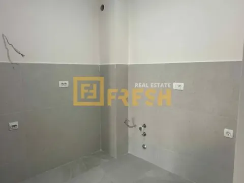 Izdavanje, jednosoban stan, 40m², City Kvart, Podgorica - image 3