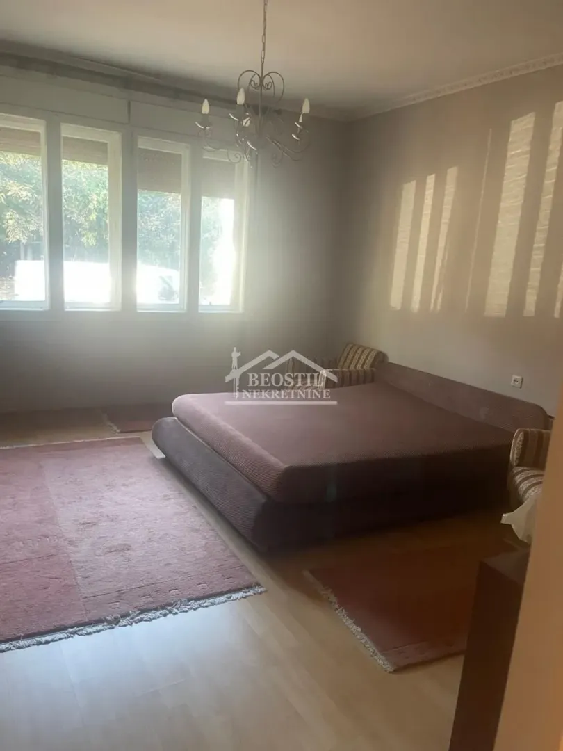 Sale, house, 181m², Zemun Sve Podlokacije, Beograd