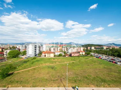 Rent, one bedroom apartment, 41m², 1 maj, Podgorica - image 9