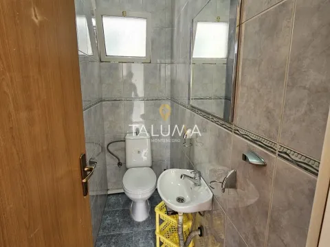 Sale, office space, 143m², Centar, Podgorica - image 10