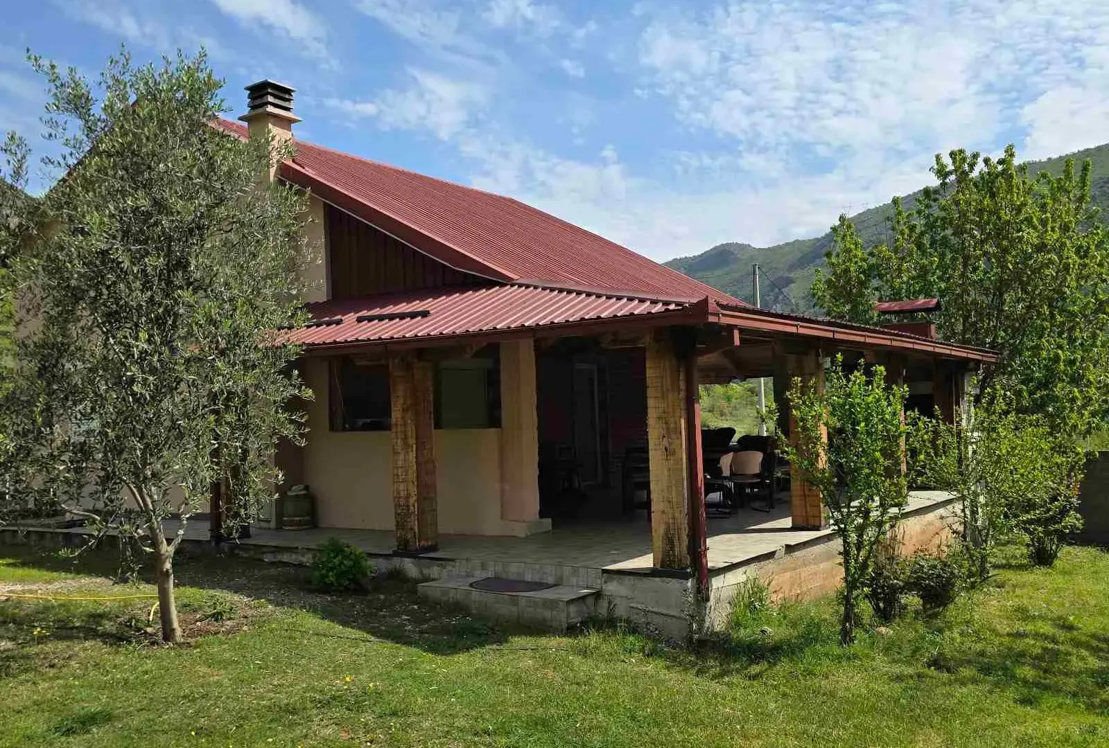 Prodaja, kuća, 112m², Podgorica, Crna Gora