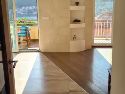 Prodaja, trosoban stan, 108m², Dobrota, Kotor - image 4