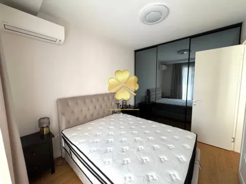 Rent, one bedroom apartment, 58m², Podgorica, Crna Gora - image 7