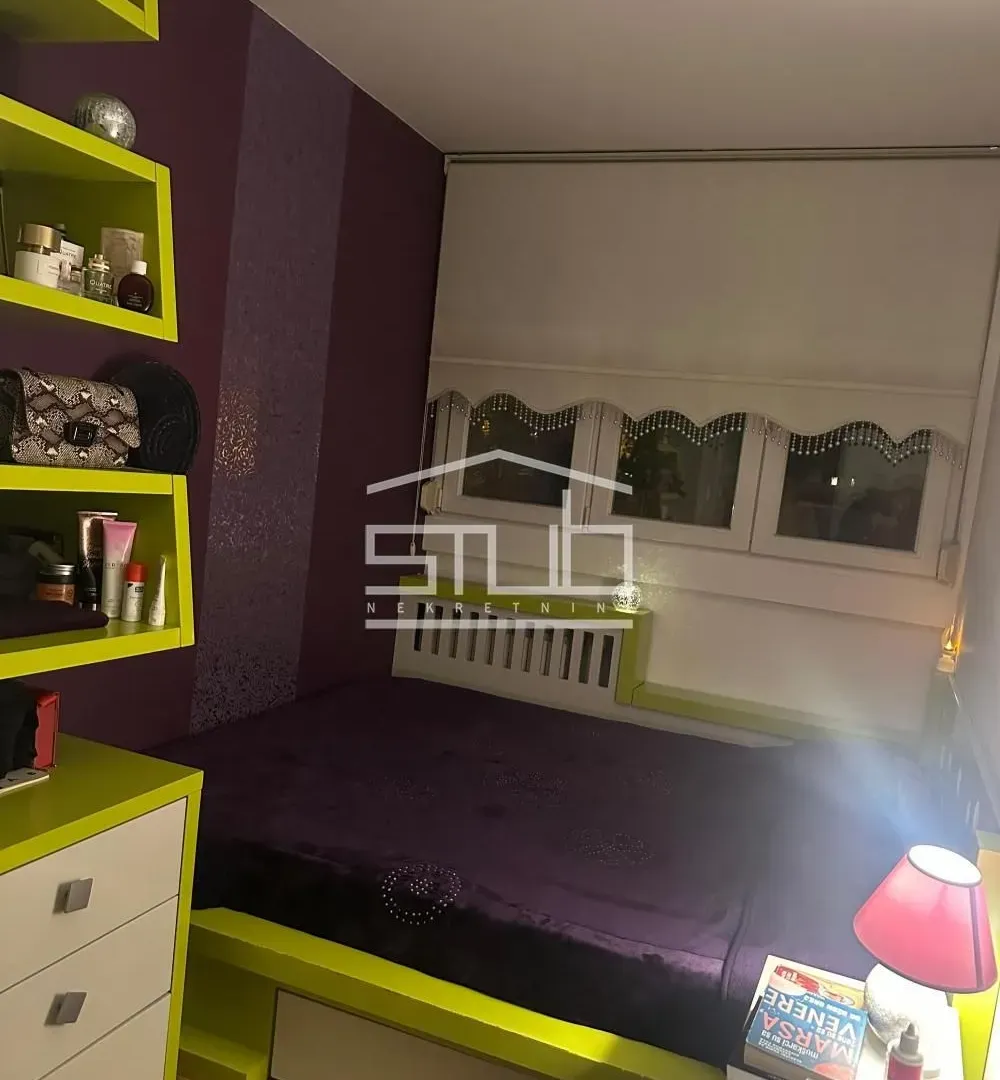 Izdavanje, dvosoban stan, 47m², Banovo Brdo, Beograd