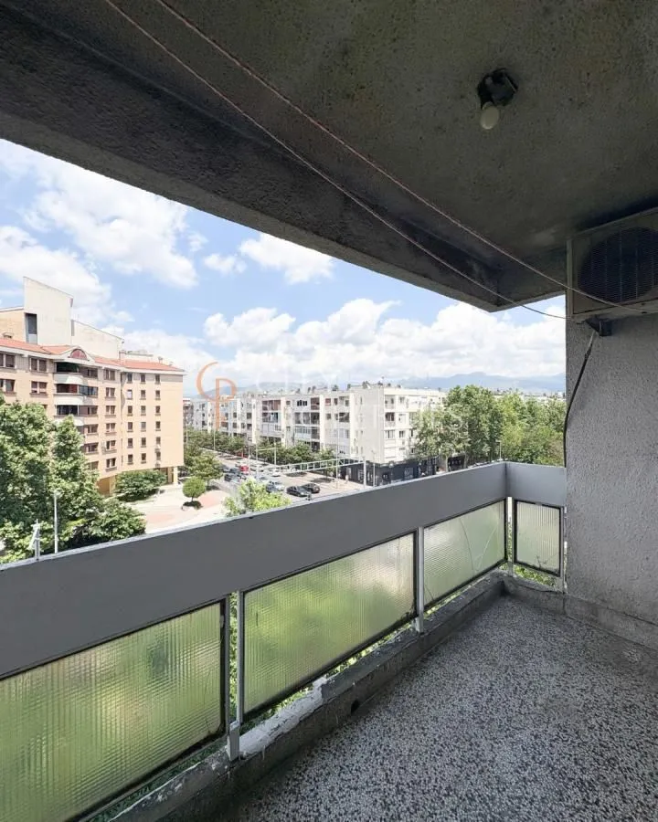 Rent, apartment, 70m², Pejton, Podgorica