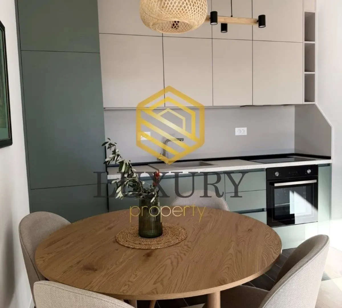Izdavanje, jednosoban stan, 37m², Tološi, Podgorica