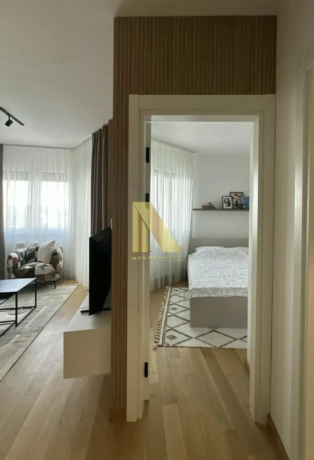 Izdavanje, jednosoban stan, 35m², Grbavica, Novi Sad Sve Podlokacije