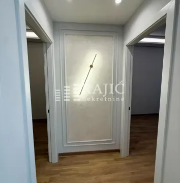 Rent, office space, 100m², Stari Grad, Beograd - image 9