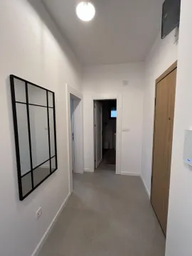 Izdavanje, dvosoban stan, 72m², Škaljari, Kotor - image 14