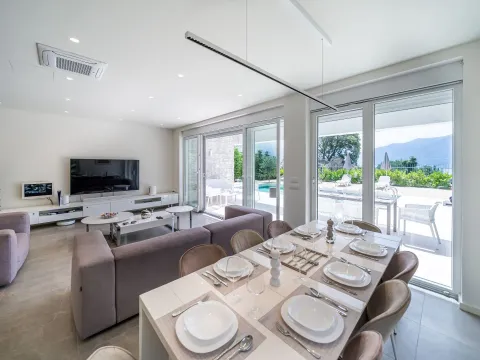 Prodaja, kuća, 250m², Orahovac, Kotor - image 10