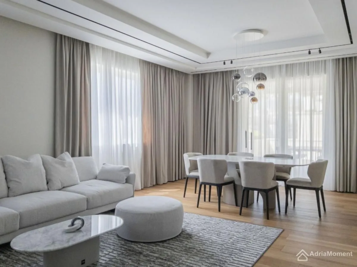 Prodaja, trosoban stan, 247m², Porto Montenegro, Tivat
