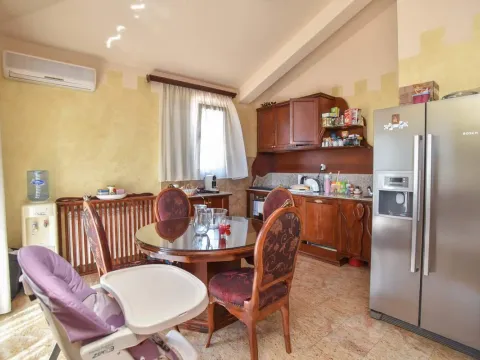 Sale, three bedroom apartment, 179m², Budva, Crna Gora - image 13