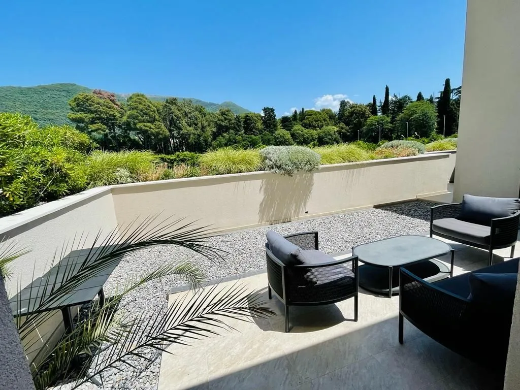 Rent, two bedroom apartment, 146m², Tivat, Crna Gora