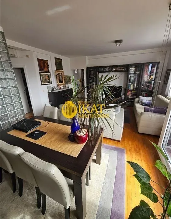 Prodaja, četvorosoban stan, 98m², Bulbulder, Zvezdara Sve Podlokacije