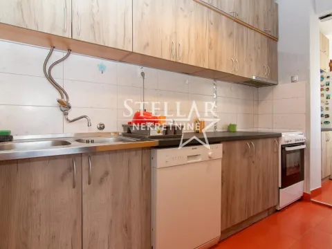 Rent, apartment, 60m², Blok 6, Podgorica - image 10