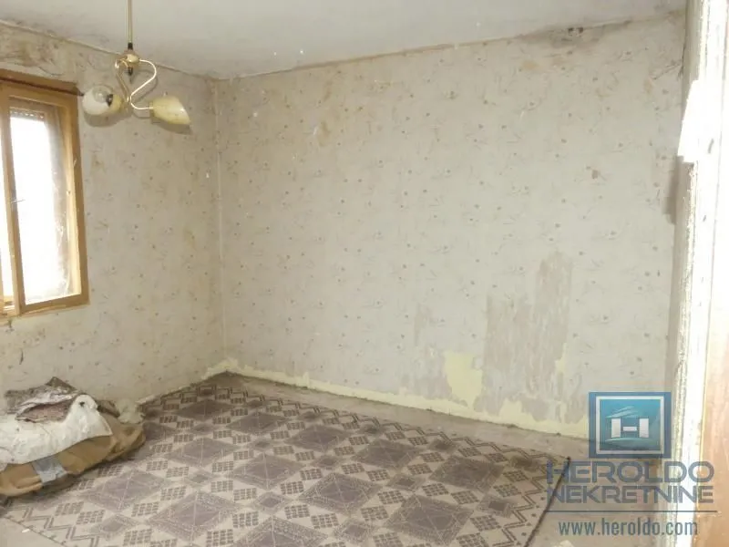 Prodaja, kuća, 60m², Dragocvet, Jagodina