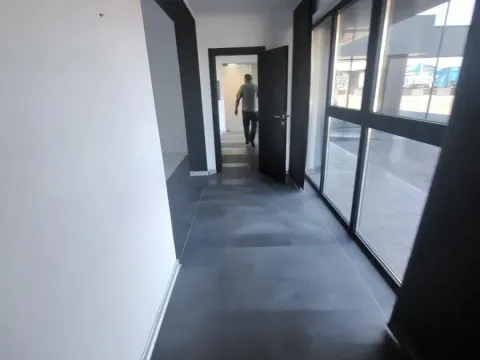 Izdavanje, poslovni prostor, 1148m², Palilula Sve Podlokacije, Beograd - image 3