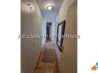 Izdavanje, trosoban stan, 83m², Vračar Centar, Vračar Sve Podlokacije - image 8