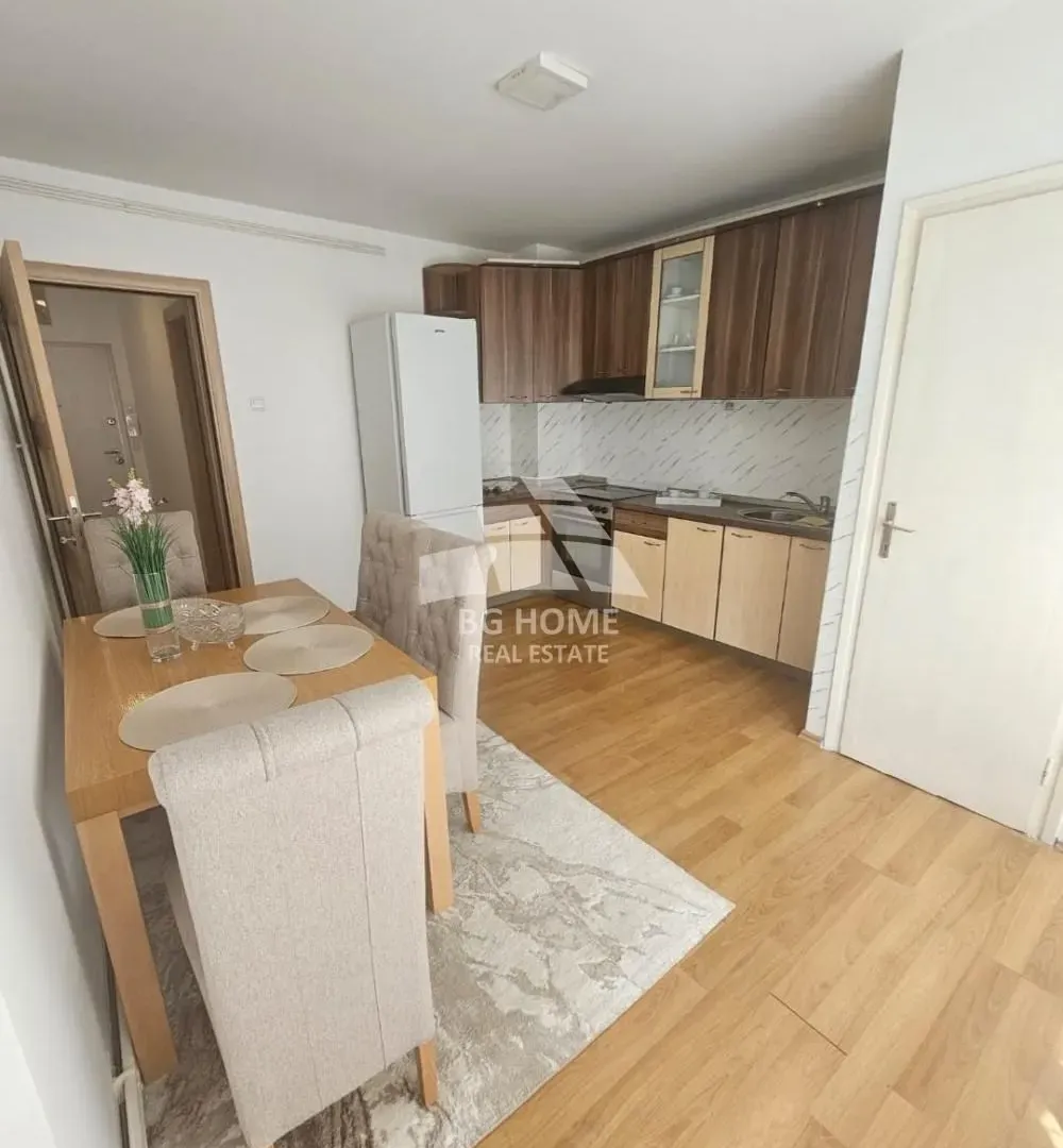 Rent, two bedroom apartment, 60m², Kalenić Pijaca, Vračar Sve Podlokacije