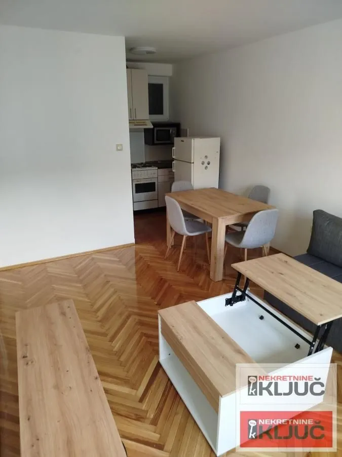 Izdavanje, dvosoban stan, 41m², Nova Detelinara, Novi Sad Sve Podlokacije