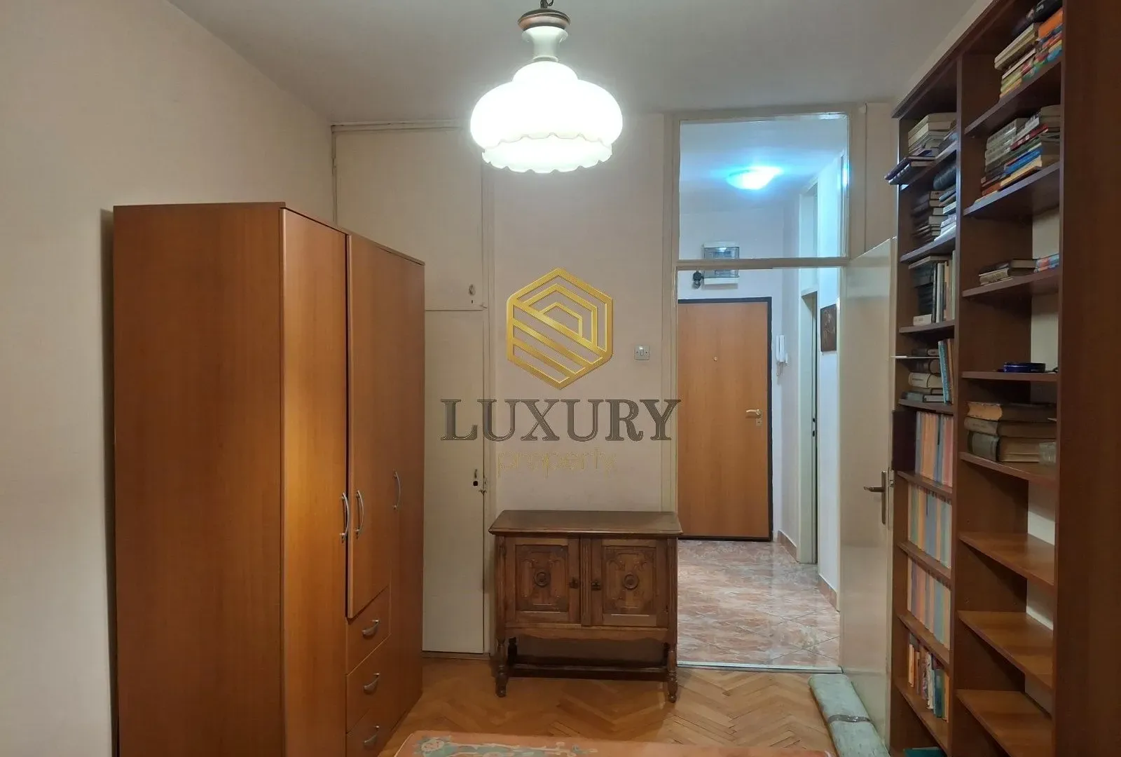 Izdavanje, jednosoban stan, 40m², Preko Morače, Podgorica