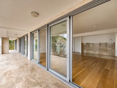 Prodaja, trosoban stan, 160m², Pržno, Budva - image 8