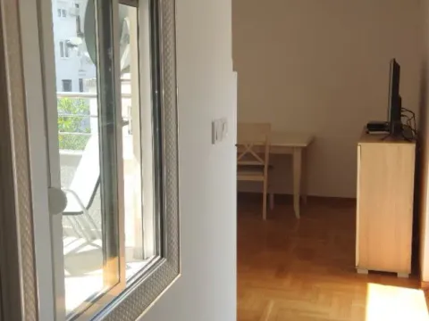 Izdavanje, jednosoban stan, 42m², Budva, Crna Gora - image 6