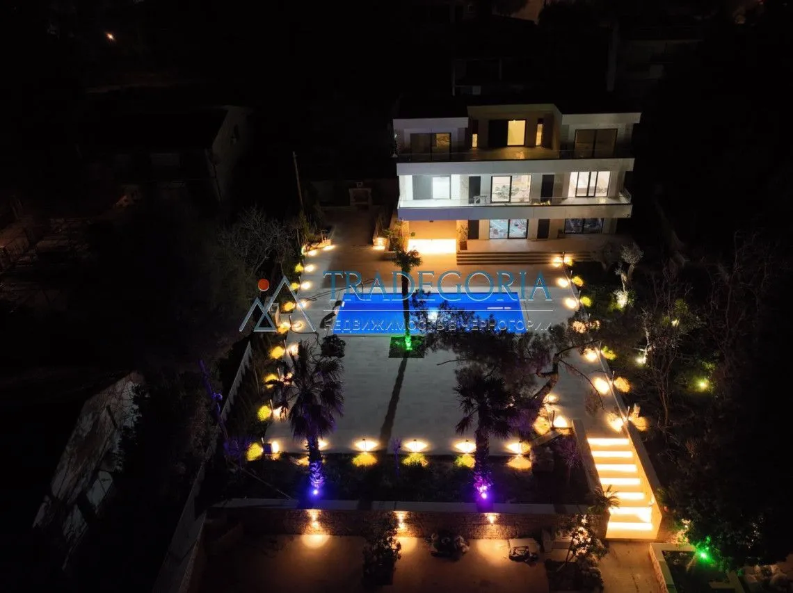Prodaja, kuća, 450m², Bar, Crna Gora