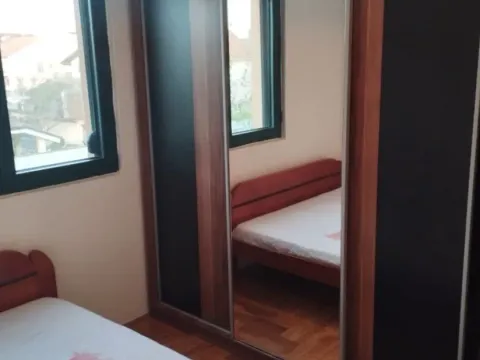 Izdavanje, dvosoban stan, 80m², Stari Aerodrom, Podgorica - image 7