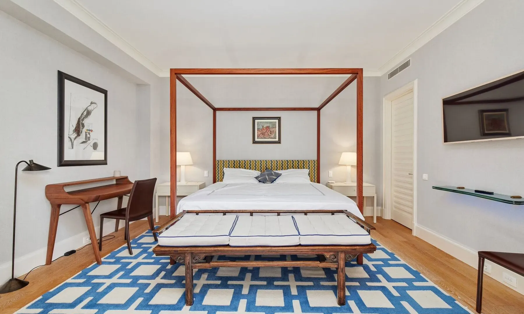Prodaja, četvorosoban stan, 380m², Porto Montenegro, Tivat