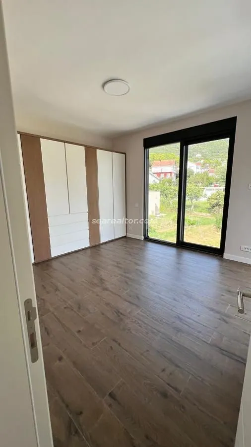 Prodaja, kuća, 200m², Tivat, Crna Gora