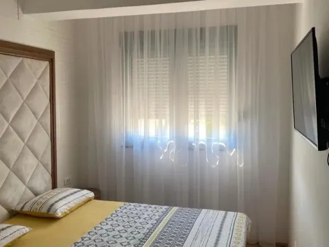 Rent, one bedroom apartment, 47m², Rozino, Budva - image 6