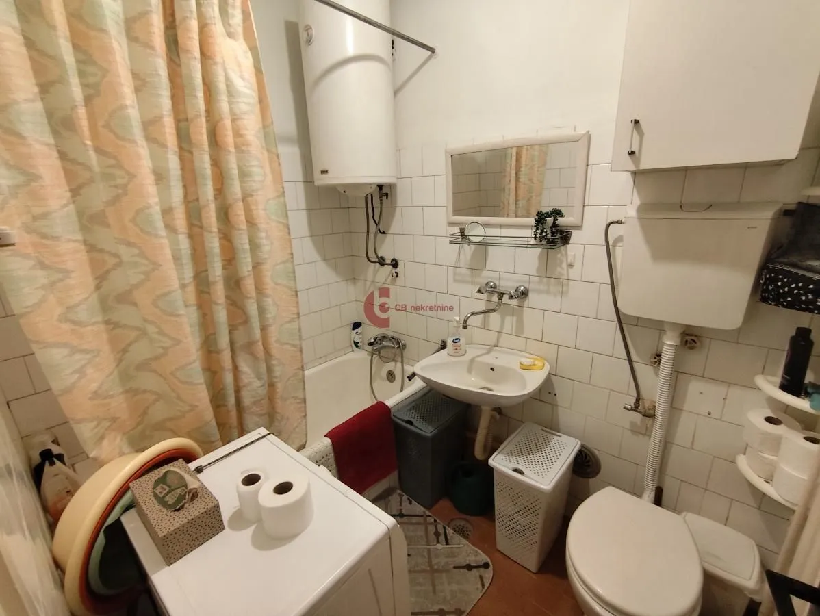 Prodaja, trosoban stan, 75m², Kertvaroš, Subotica