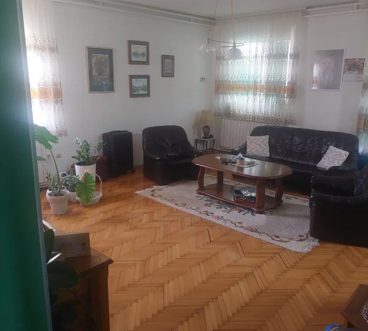 Prodaja, kuća, 366m², Klupci, Loznica