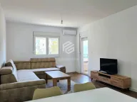 Izdavanje, dvosoban stan, 63m², Stari Aerodrom, Podgorica - image 2