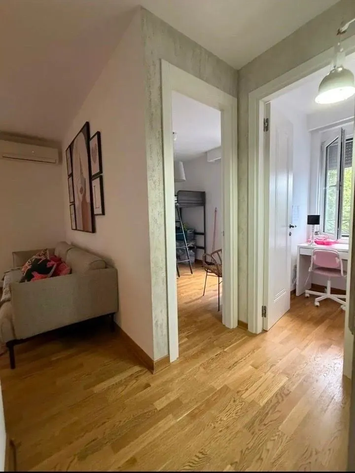 Prodaja, trosoban stan, 68m², Centar, Podgorica