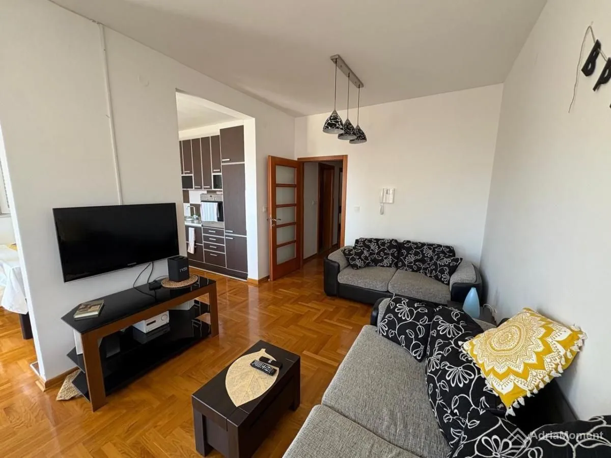 Sale, two bedroom apartment, 76m², Petrovac, Budva
