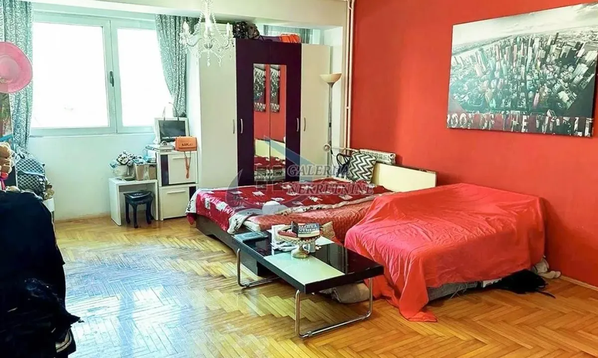 Prodaja, dvosoban stan, 57m², Vidikovački venac, Rakovica