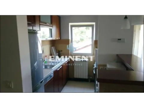Izdavanje, trosoban stan, 100m², Savski Venac, Beograd - image 4