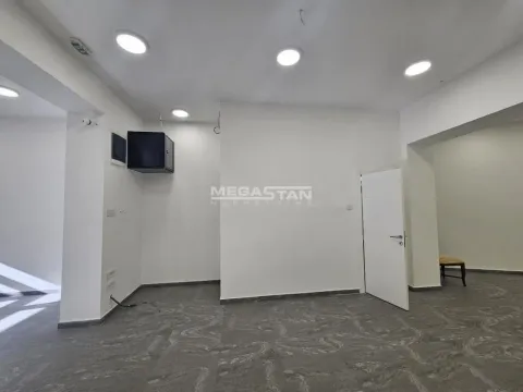 Prodaja, poslovni prostor, 147m², Vračar Sve Podlokacije, Beograd - image 7