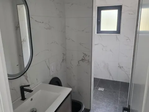 Prodaja, trosoban stan, 96m², Škaljari, Kotor - image 11